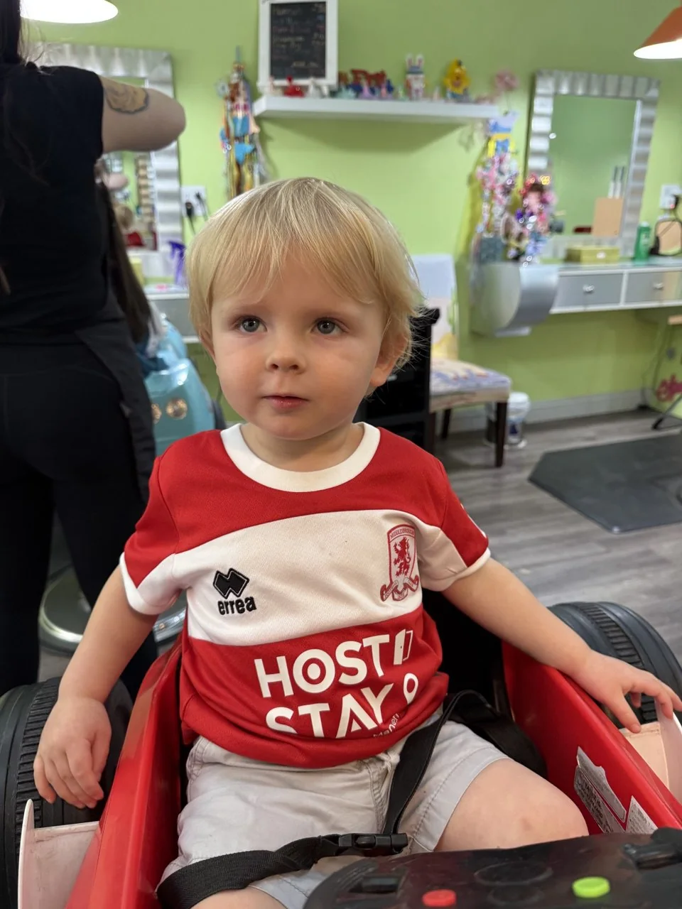 Boy haircut at Sparkles and Spikes kids salon #042