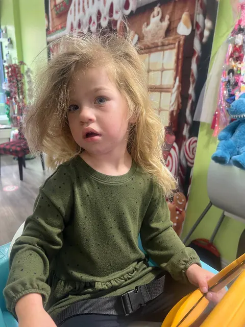 Girl haircut at Sparkles and Spikes kids salon #015